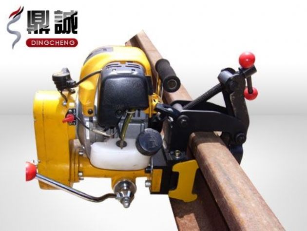 點擊查看詳細信息<br>標題：內(nèi)燃鋼軌鉆孔機 閱讀次數(shù)：4782