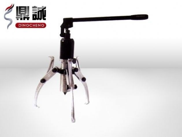 點(diǎn)擊查看詳細(xì)信息<br>標(biāo)題：整體式液壓拉馬 閱讀次數(shù)：4915